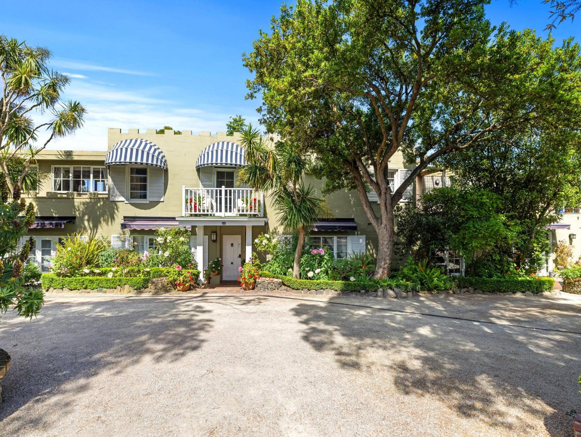 The Castle - Villa By The Sea Cowes Exteriör bild